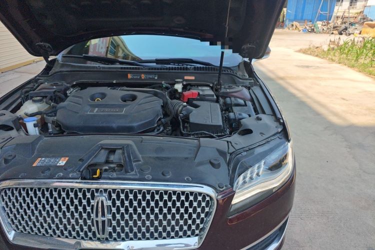 Used Lincoln MKZ 2017 2.0T Luxury Edition Engine Bay Left