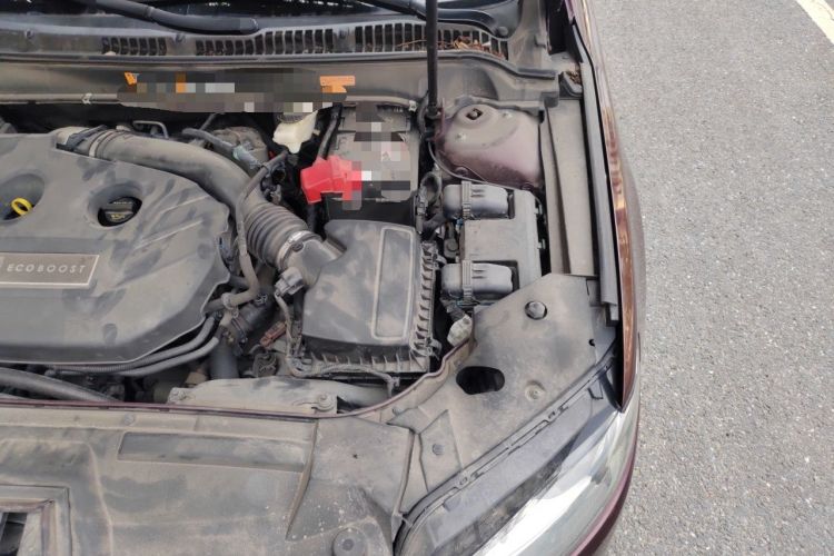 Used Lincoln MKZ 2017 2.0T Luxury Edition Engine Bay Left