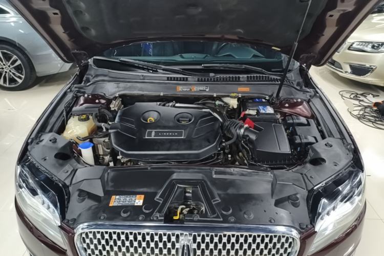 Used Lincoln MKZ 2017 2.0T Luxury Edition Engine Bay