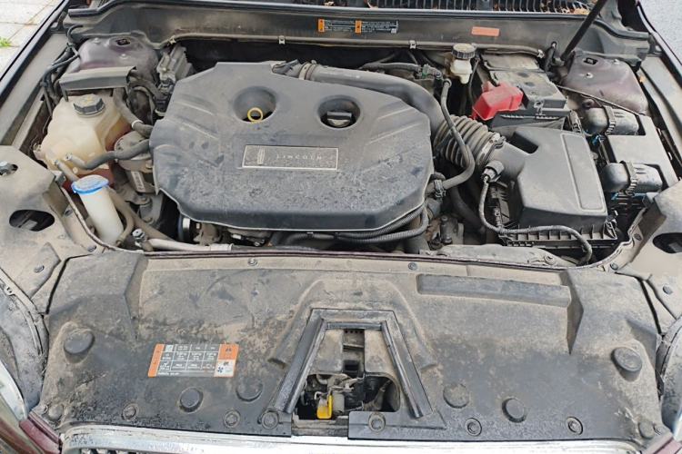 Used Lincoln MKZ 2017 2.0T Luxury Edition Engine Bay