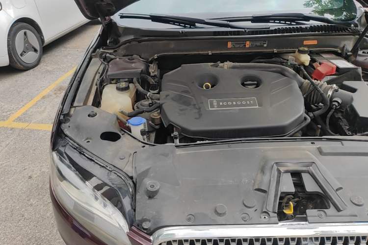 Used Lincoln MKZ 2017 2.0T Luxury Edition Engine Bay Right