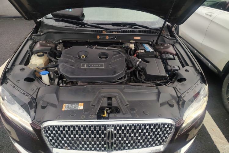 Used Lincoln MKZ 2017 2.0T Luxury Edition Engine Bay