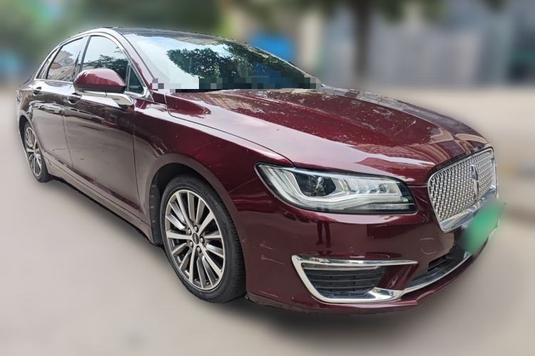 Used Lincoln MKZ 2017 2.0T Luxury Edition Front Right 45 Deg