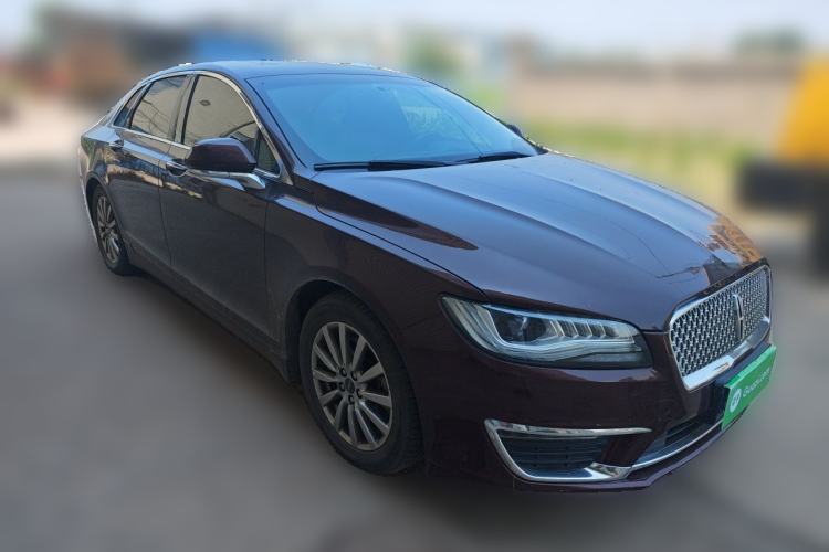 Used Lincoln MKZ 2017 2.0T Luxury Edition Front Right 45 Deg
