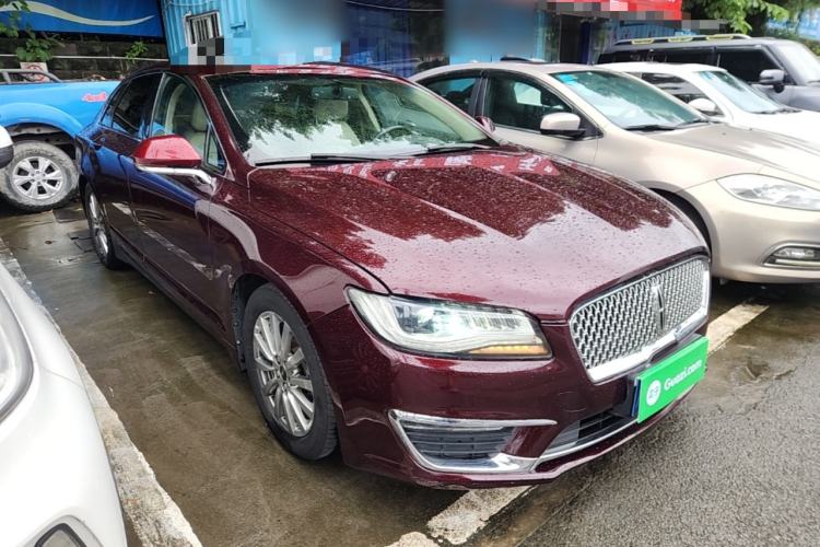 Used Lincoln MKZ 2017 2.0T Luxury Edition Front Right 45 Deg