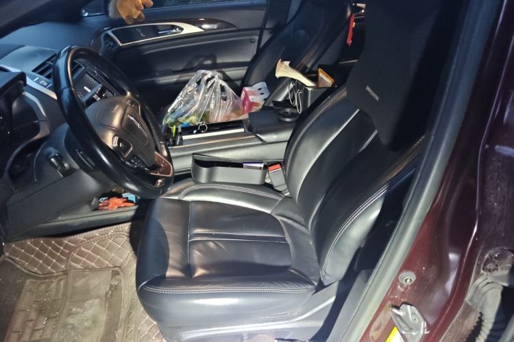 Used Lincoln MKZ 2017 2.0T Luxury Edition Left Front Seat