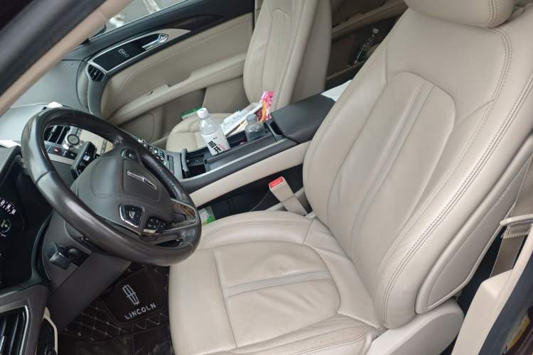 Used Lincoln MKZ 2017 2.0T Luxury Edition Left Front Seat