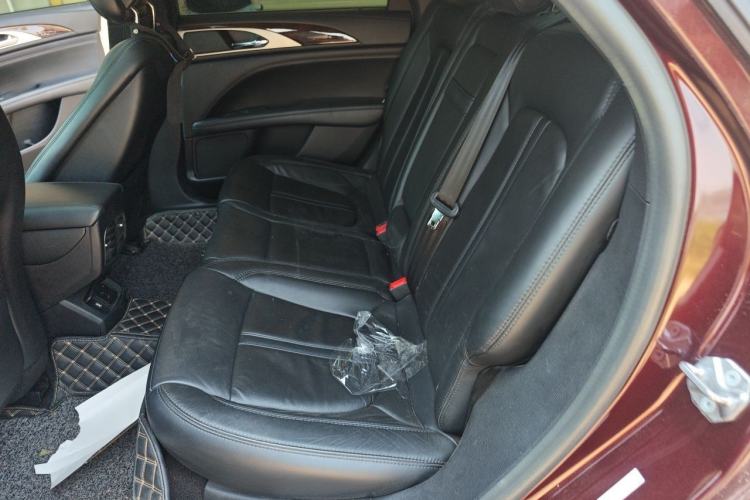 Used Lincoln MKZ 2017 2.0T Luxury Edition Left Rear Seat