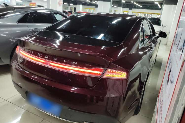 Used Lincoln MKZ 2017 2.0T Luxury Edition Rear Right 45 Deg