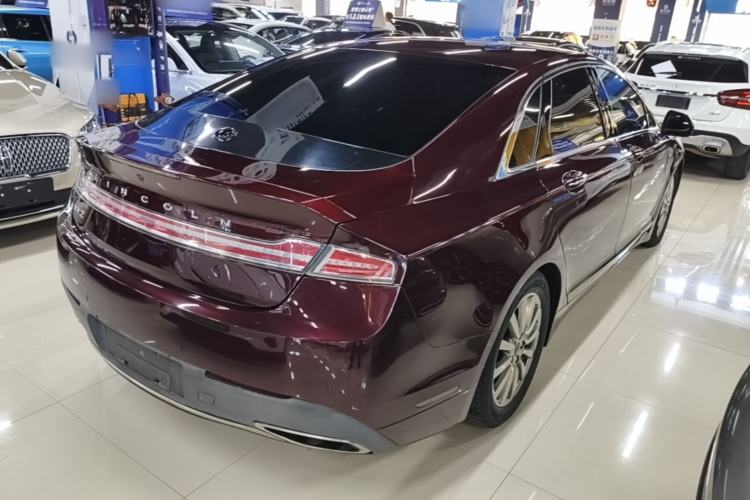 Used Lincoln MKZ 2017 2.0T Luxury Edition Rear Right 45 Deg