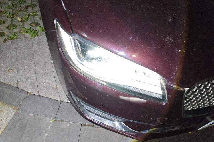 Used Lincoln MKZ 2017 2.0T Luxury Edition Right Front Headlight
