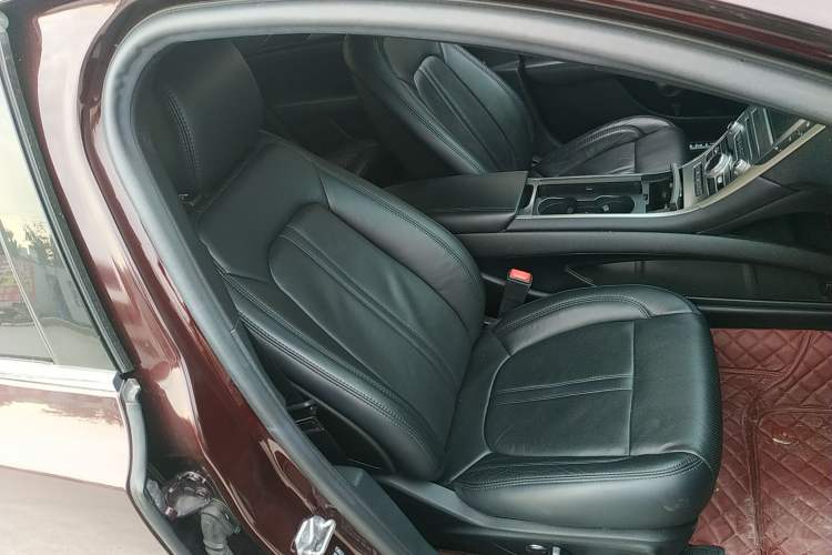Used Lincoln MKZ 2017 2.0T Luxury Edition Right Front Seat
