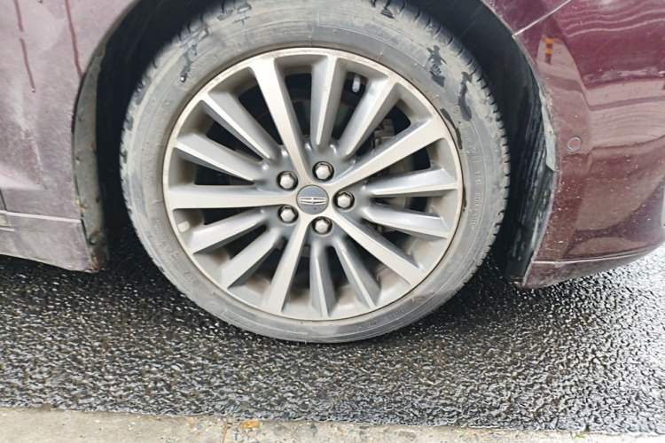 Used Lincoln MKZ 2017 2.0T Luxury Edition Right Front Wheel Hub