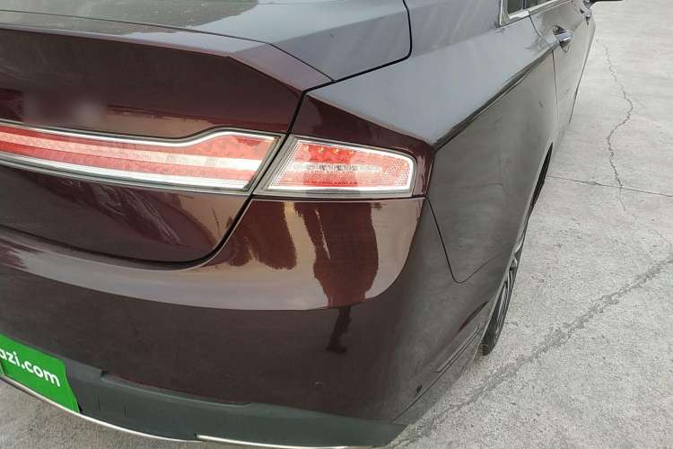 Used Lincoln MKZ 2017 2.0T Luxury Edition Right Rear Taillight