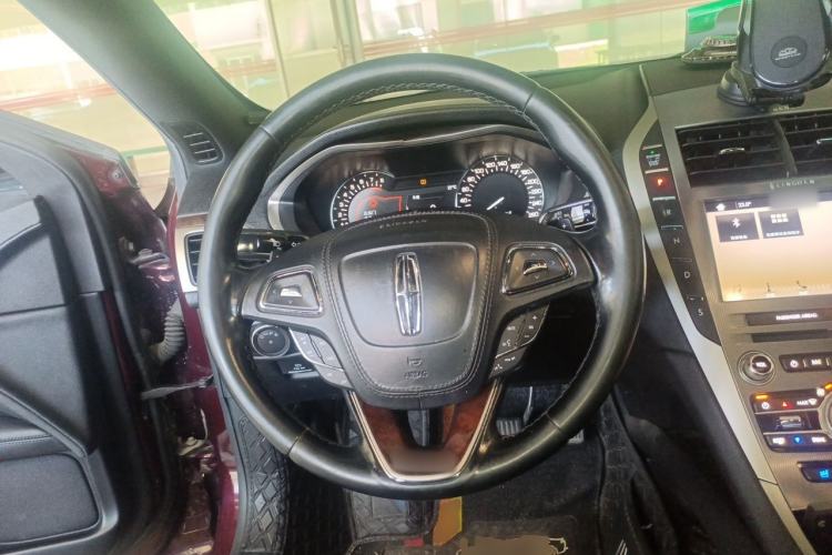 Used Lincoln MKZ 2017 2.0T Luxury Edition Steering Wheel