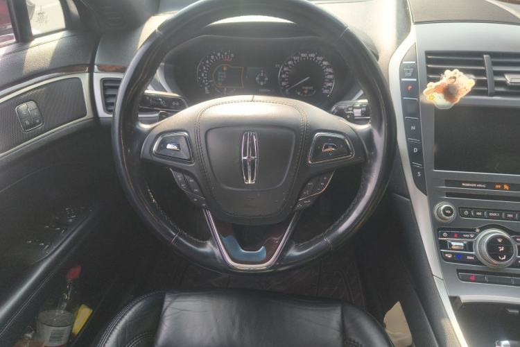 Used Lincoln MKZ 2017 2.0T Luxury Edition Steering Wheel