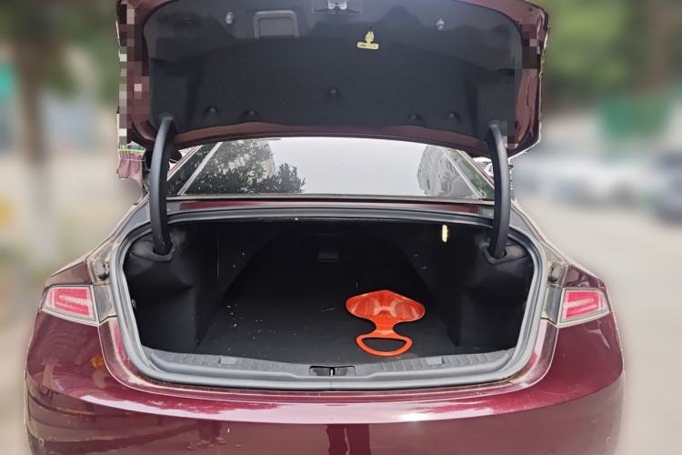 Used Lincoln MKZ 2017 2.0T Luxury Edition Trunk