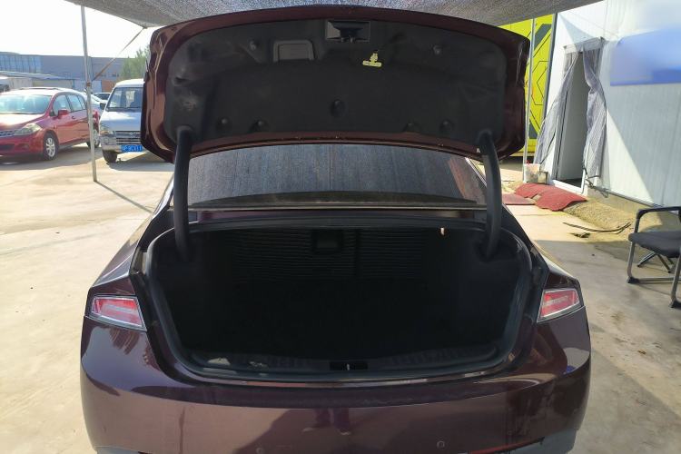 Used Lincoln MKZ 2017 2.0T Luxury Edition Trunk