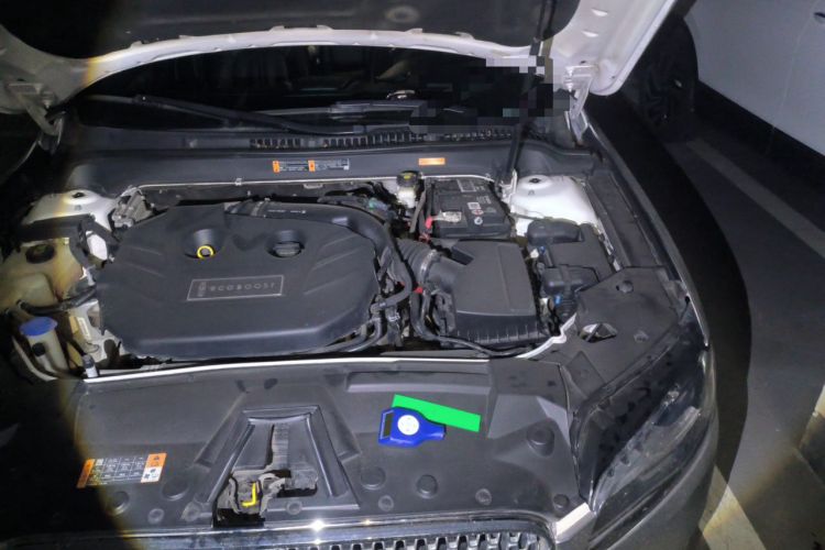 Used Lincoln MKZ 2017 2.0T Luxury Edition Engine Bay Left