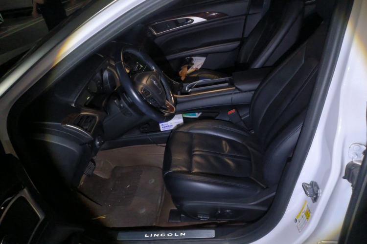 Used Lincoln MKZ 2017 2.0T Luxury Edition Left Front Seat