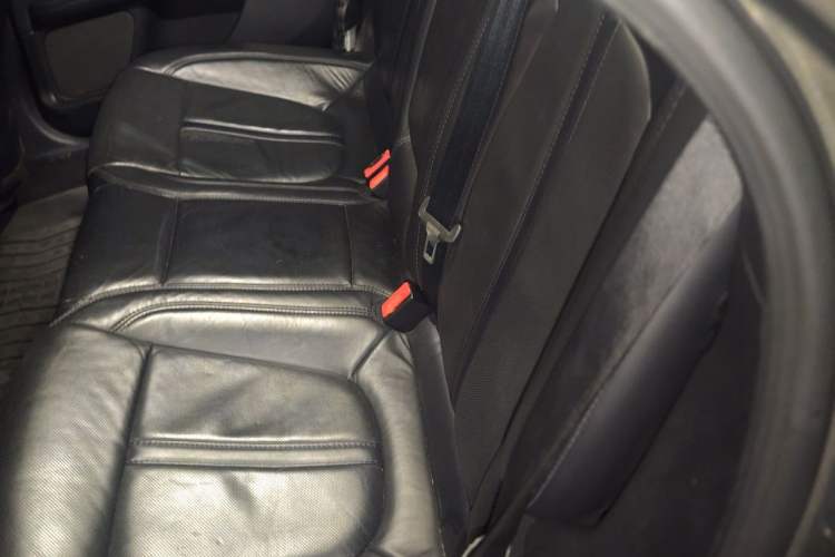 Used Lincoln MKZ 2017 2.0T Luxury Edition Left Rear Seat