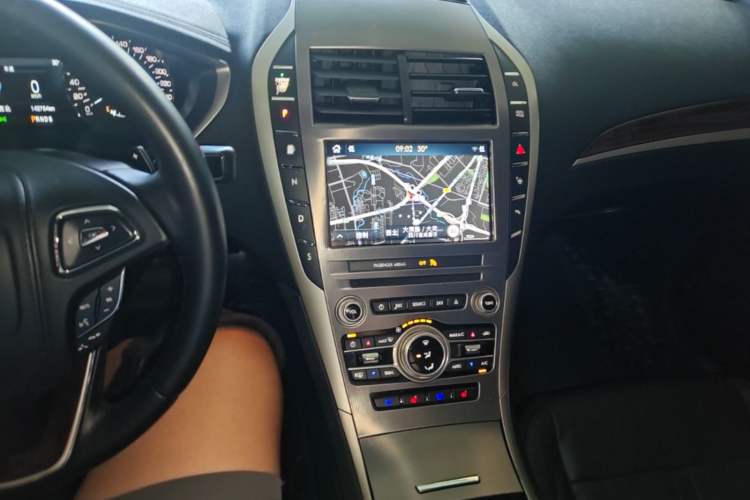 Used Lincoln MKZ 2017 2.0T Luxury Edition Audio And AC Panel