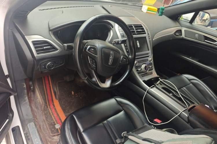 Used Lincoln MKZ 2017 2.0T Zunyue Edition Center Console
