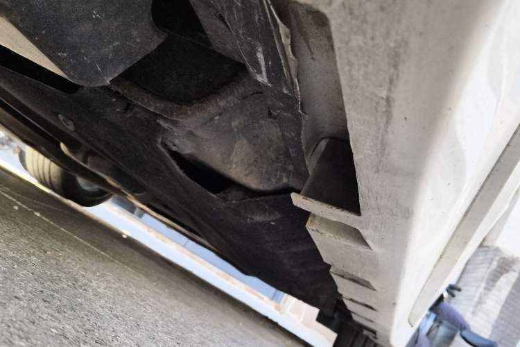 Used Lincoln MKZ 2017 2.0T Luxury Edition Chassis Rear Right