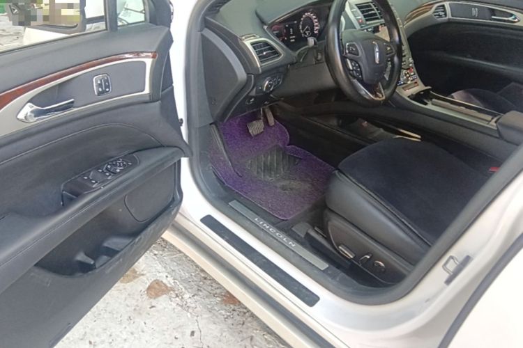 Used Lincoln MKZ 2017 2.0T Luxury Edition Driver Seat
