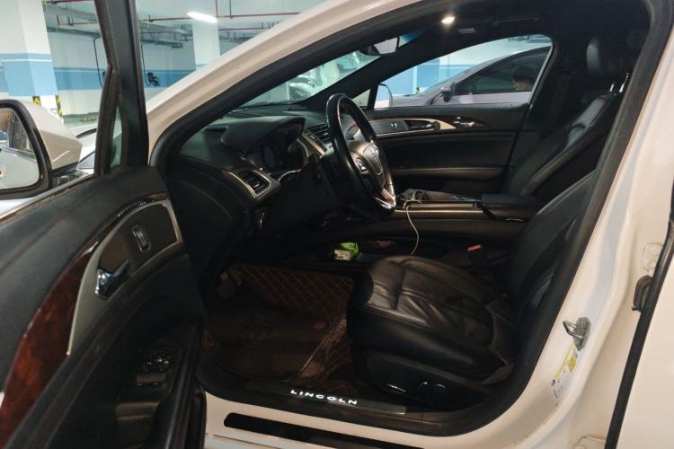 Used Lincoln MKZ 2017 2.0T Luxury Edition Driver Seat