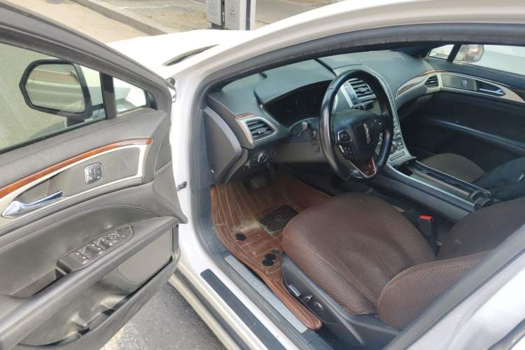 Used Lincoln MKZ 2017 2.0T Luxury Edition Driver Seat