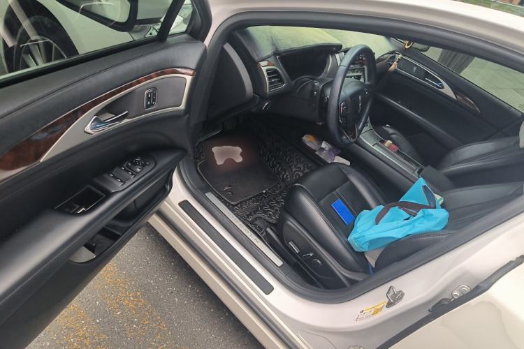 Used Lincoln MKZ 2017 2.0T Luxury Edition Driver Seat