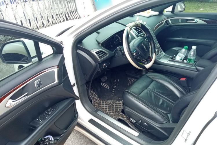 Used Lincoln MKZ 2017 2.0T Luxury Edition Driver Seat