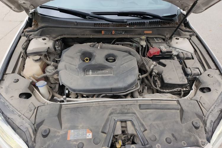 Used Lincoln MKZ 2017 2.0T Luxury Edition Engine Bay