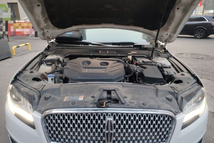 Used Lincoln MKZ 2017 2.0T Luxury Edition Engine Bay