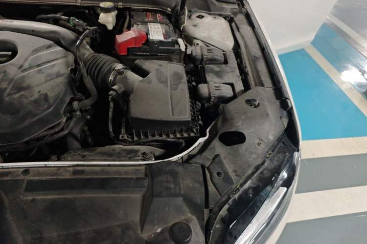 Used Lincoln MKZ 2017 2.0T Luxury Edition Engine Bay Left