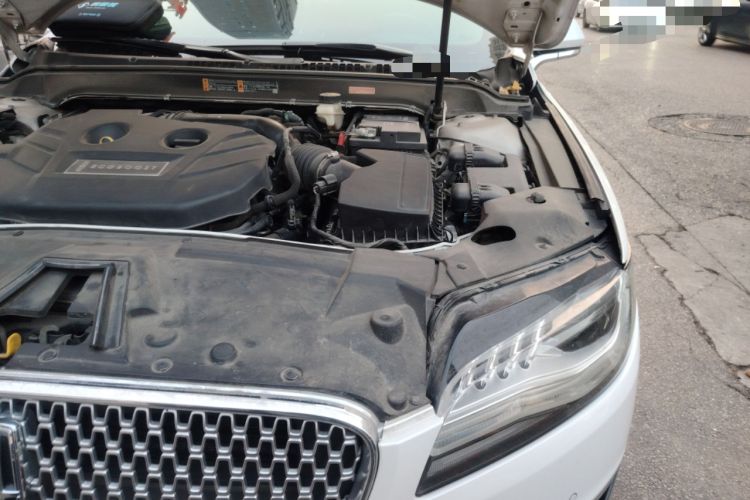 Used Lincoln MKZ 2017 2.0T Luxury Edition Engine Bay Left
