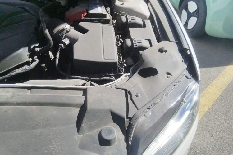 Used Lincoln MKZ 2017 2.0T Luxury Edition Engine Bay Left