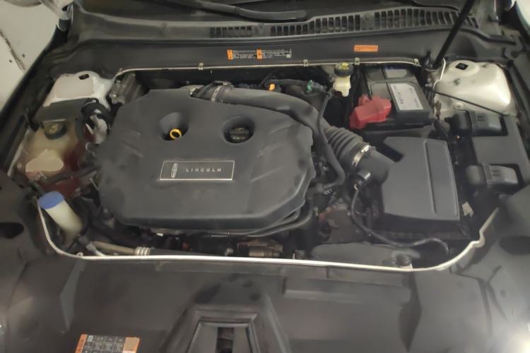 Used Lincoln MKZ 2017 2.0T Zunyue Edition Engine Bay