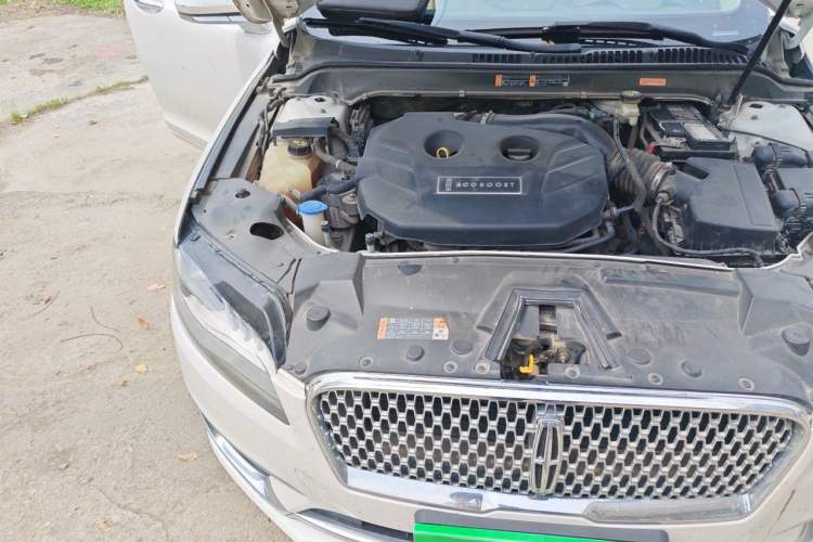 Used Lincoln MKZ 2017 2.0T Luxury Edition Engine Bay Right