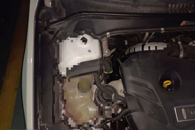 Used Lincoln MKZ 2017 2.0T Zunyue Edition Engine Bay Right