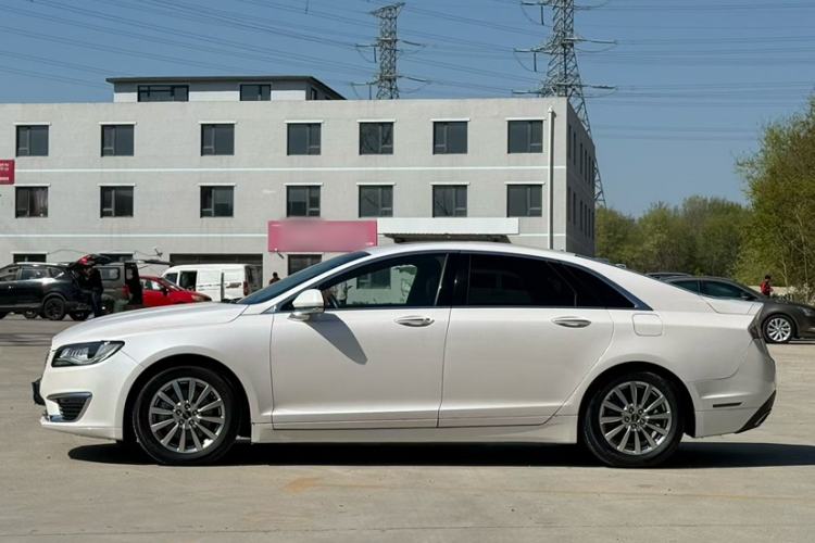 Used Lincoln MKZ 2017 2.0T Luxury Edition Exterior 2