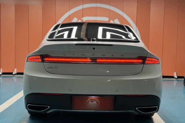 Used Lincoln MKZ 2017 2.0T Luxury Edition Exterior 4