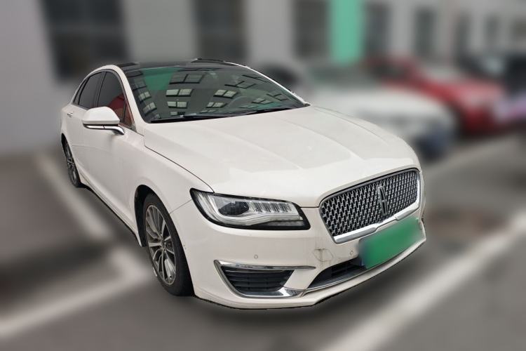 Used Lincoln MKZ 2017 2.0T Luxury Edition Front Right 45 Deg