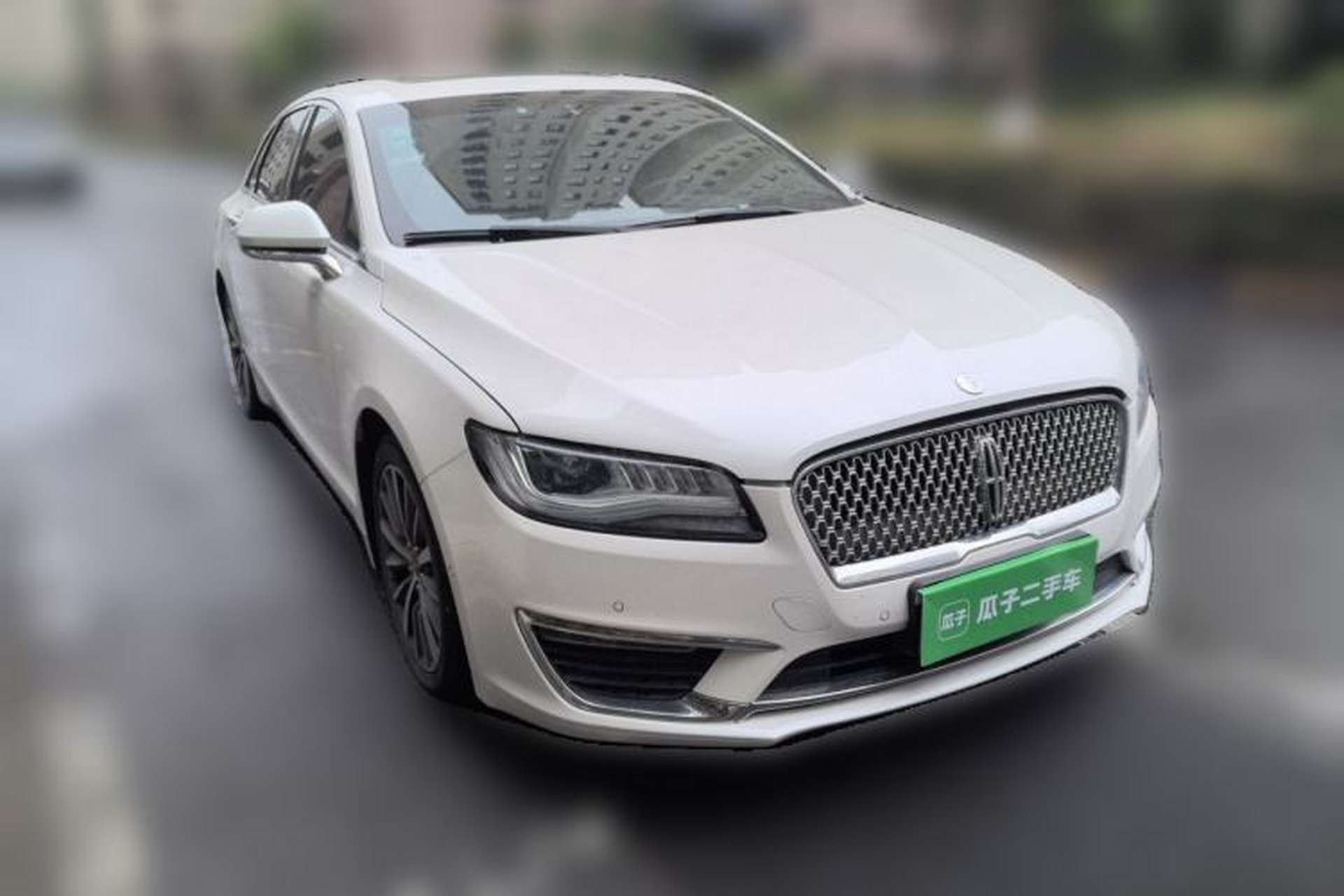 Used Lincoln MKZ 2017 2.0T Luxury Edition Front Right 45 Deg