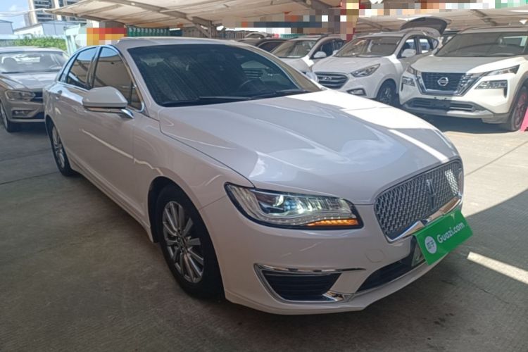 Used Lincoln MKZ 2017 2.0T Luxury Edition Front Right 45 Deg