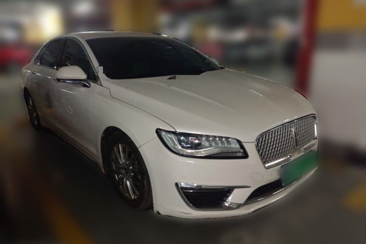Used Lincoln MKZ 2017 2.0T Zunyue Edition Front Right 45 Deg