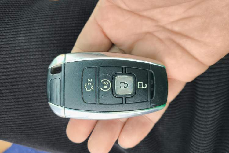 Used Lincoln MKZ 2017 2.0T Luxury Edition Interior 1