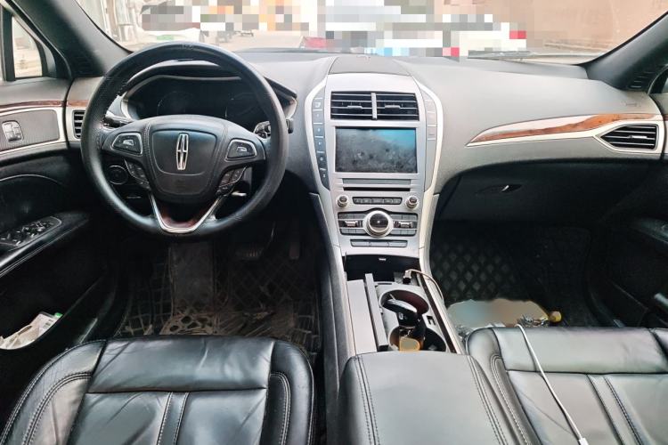 Used Lincoln MKZ 2017 2.0T Luxury Edition Interior 2