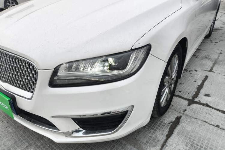 Used Lincoln MKZ 2017 2.0T Luxury Edition Left Front Headlight